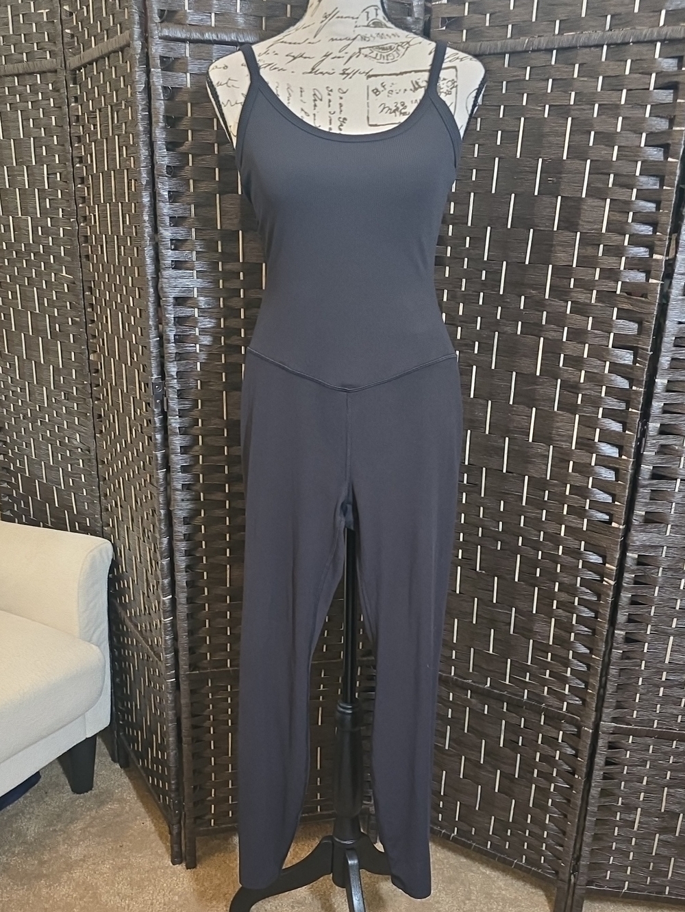 All in Motion Open Back Cutout Twist Jumpsuit Bodysuit Black Small EXCELLENT